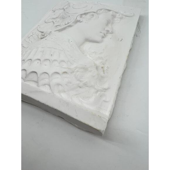 Vintage Renaissance Plaster Relief Roman Soldier - Picture 5 of 6